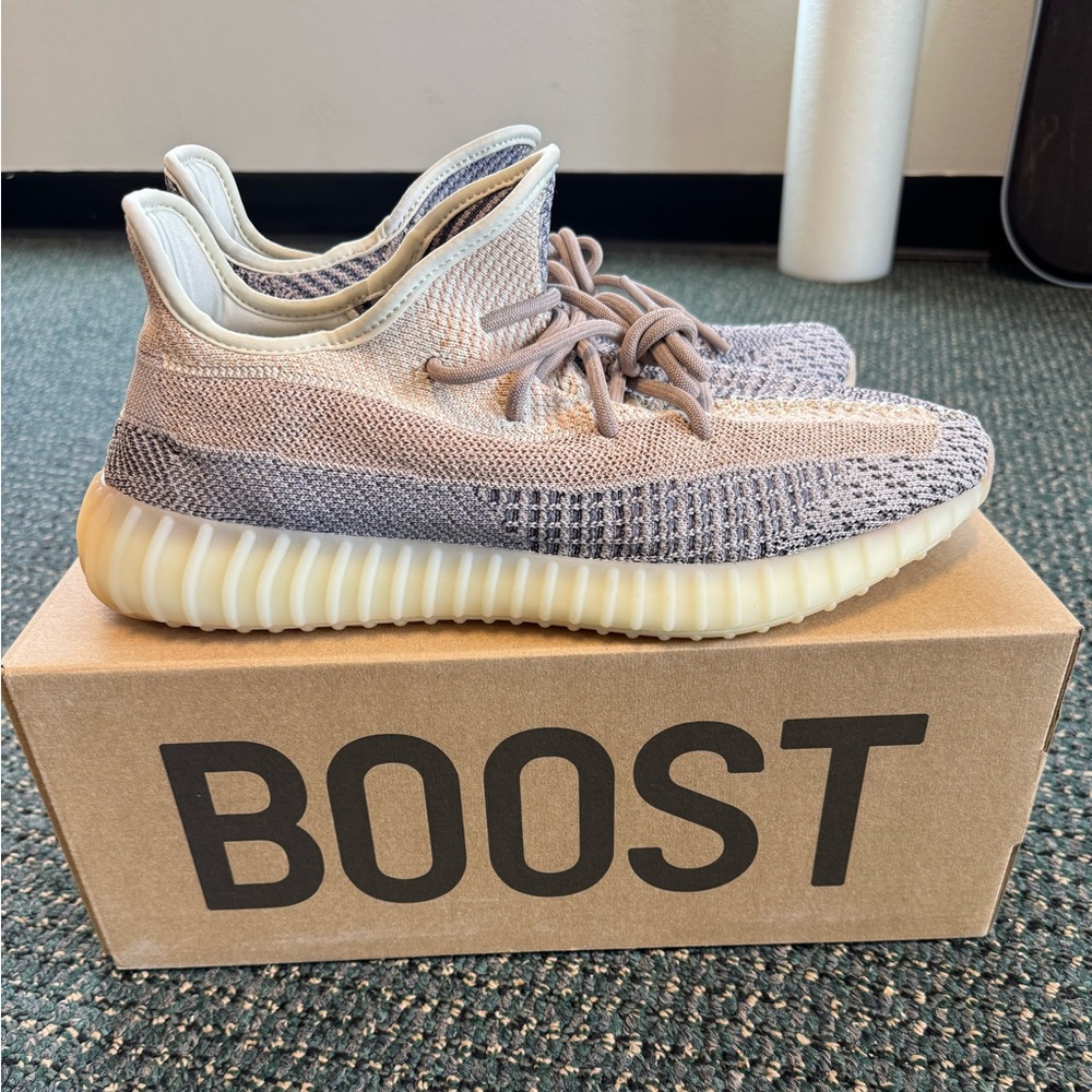 Size 12.5 - adidas Yeezy Boost 350 V2 Ash Pearl